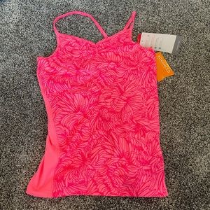 NEW WITH TAGS Champion athletic tank top built in bra mesh back